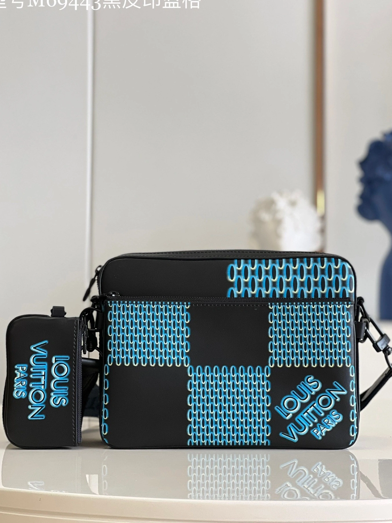 WIS TRIO VUITTON LOUIS MESSENGER 1121